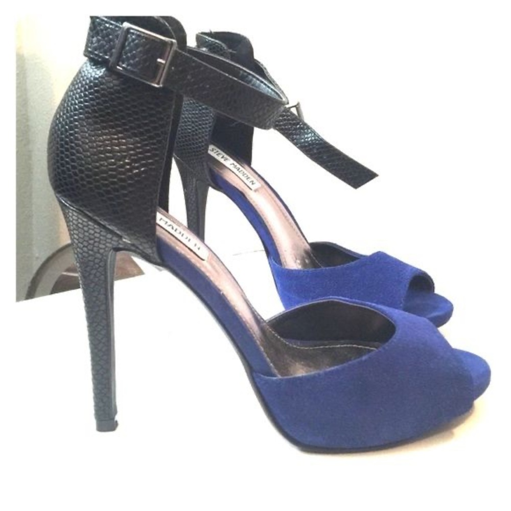Steve Madden Blue Suede and snakeskin heel